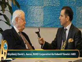 Büyükelçi David L. Aaron, RAND Corporation'da Kıdemli Yönetici / ABD