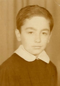 Adnan Oktar childhood