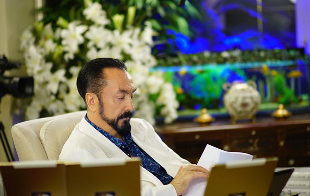 Adnan Oktar'ın Sohbet programları