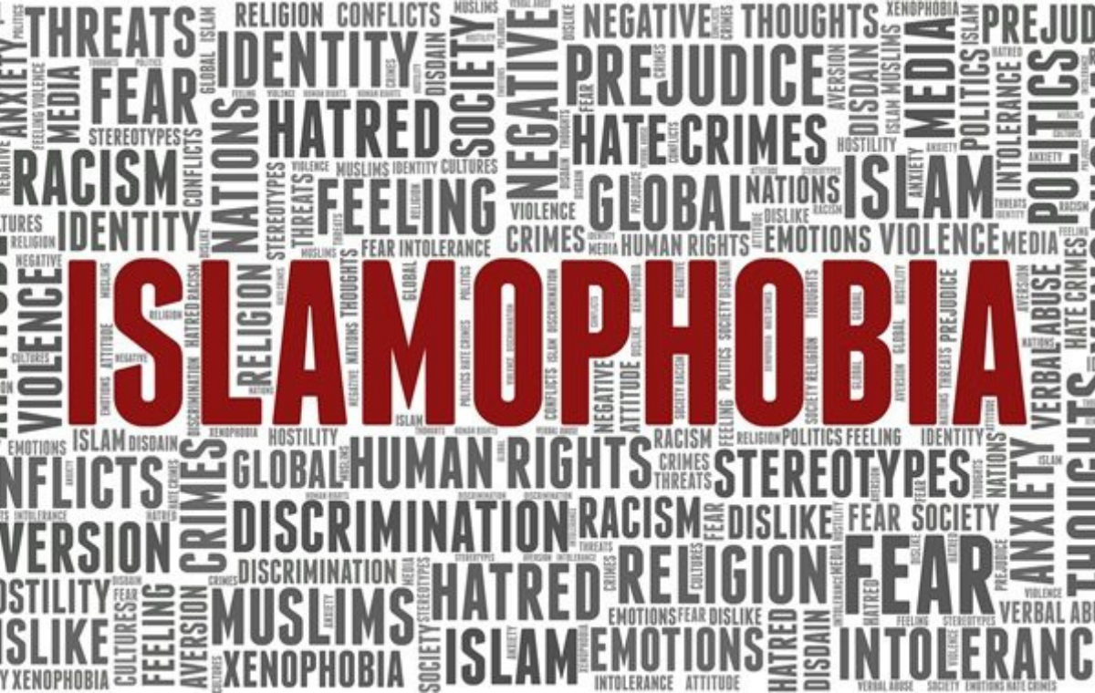 Antisemitizm kadar İslamofobi de lanetlenmesi gereken bir suçtur