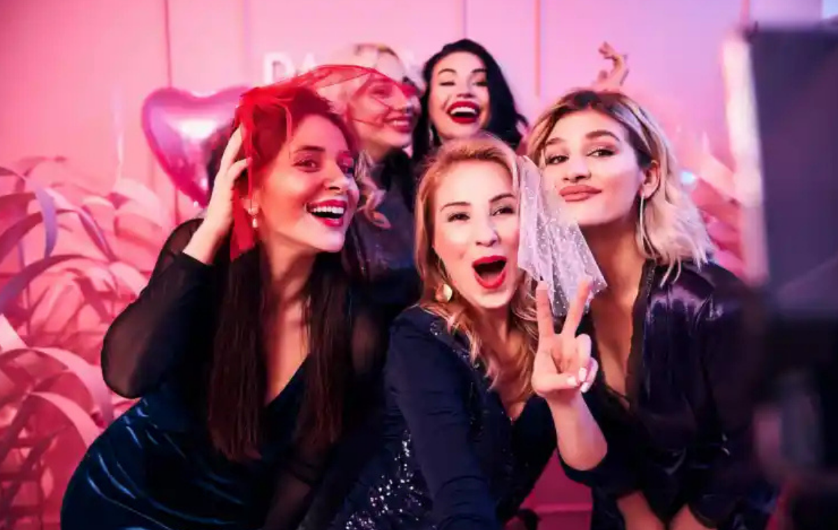 Modabaz qadın xarakteri