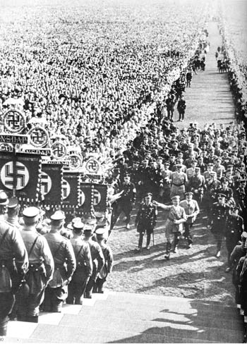 Nazi Töreni, Hitler