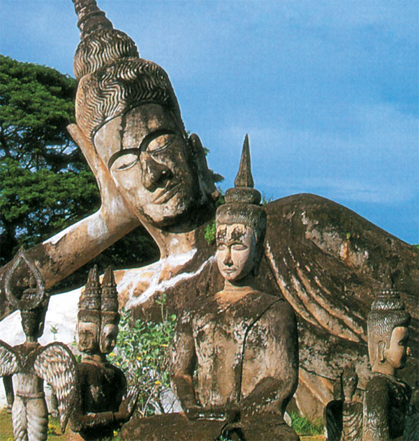 budist mekanlar - heykeller