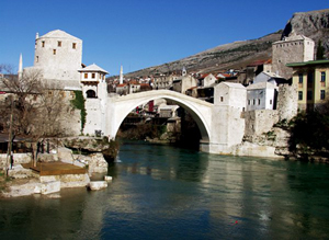 Mostar Köprüsü